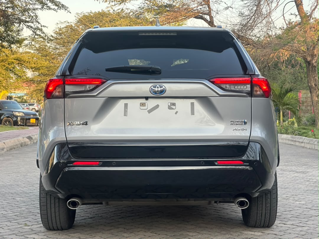 TOYOTA RAV4 GR SPORT thumbnail 8